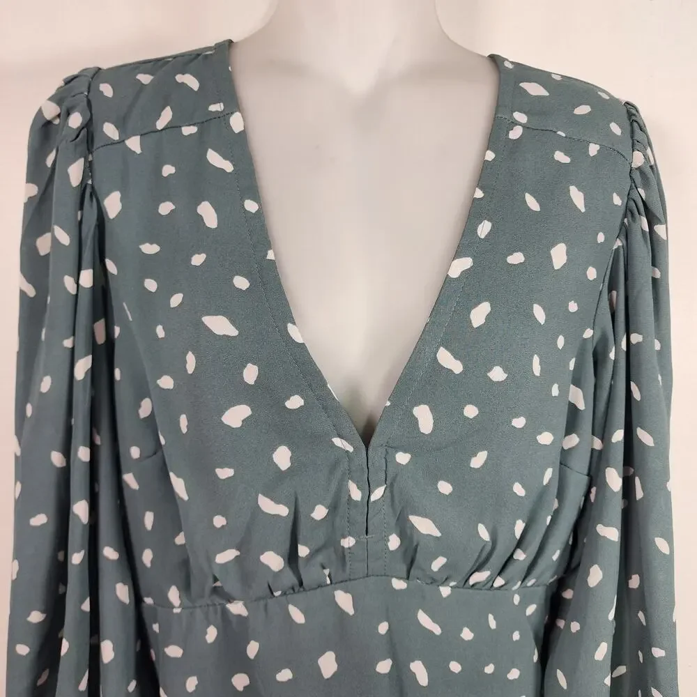 Abercrombie & Fitch Women’s Babydoll Top Green White Dots V Neck Smocking Medium